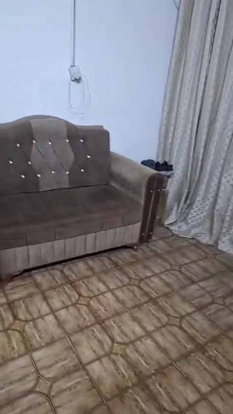السلام عليكم تخم للبيع شارع فلسطين مراسله عله هذه رقم ***********
