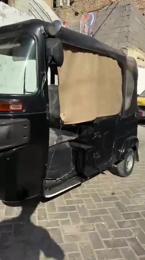 السلام عليكم هاي للبيع السعر 9300مكان مدينه الصدر رقم ***********
