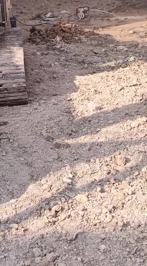 حفر لابار اي واحد يريد بير رقمنه عله هذا واتصل علينه واتساب وحنه بل خدمه ***********

