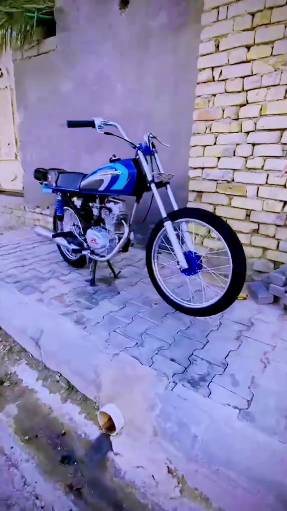 سلام عليكم دراجه للبيع تعمير كله 26خاص موجود او تصال ***********
