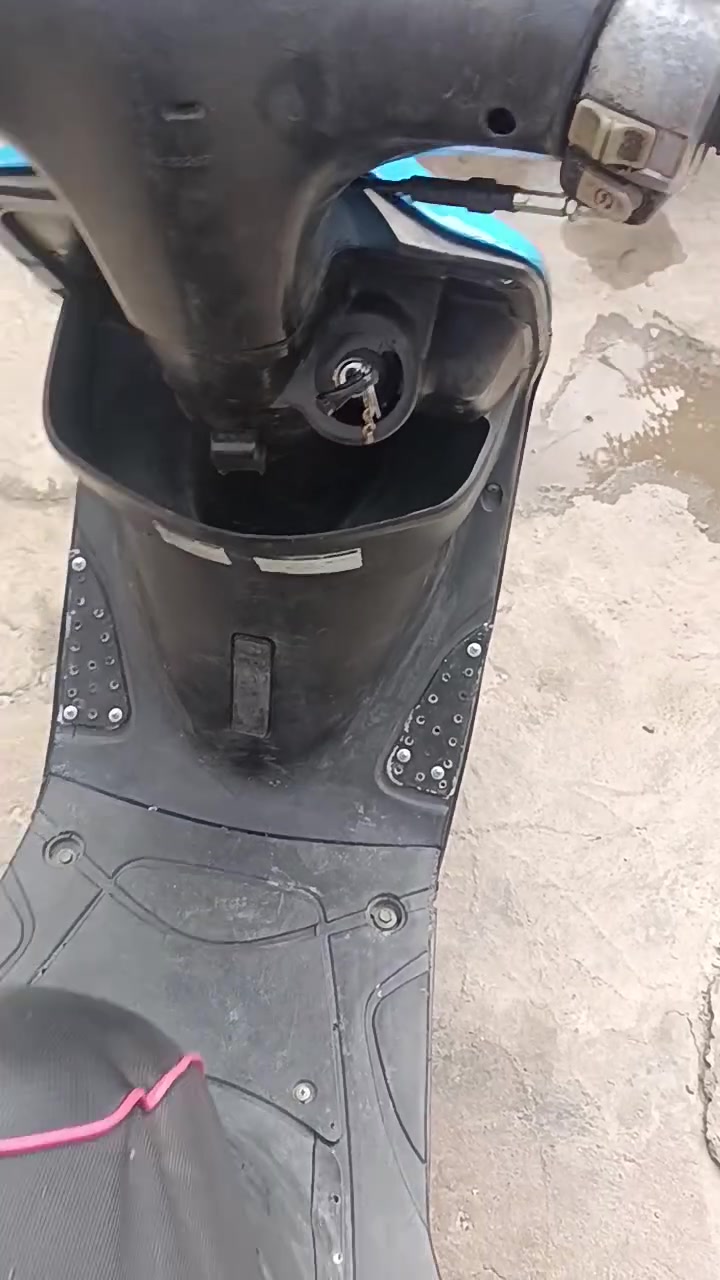 ماكس عدلة • للبيع