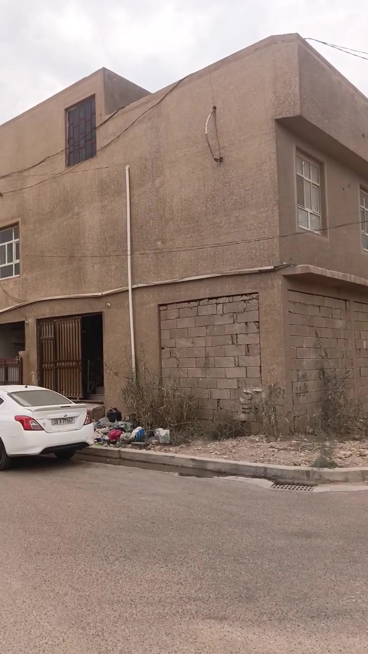 بناية تجارية • حي الجامعة • مؤجرة بالكامل
