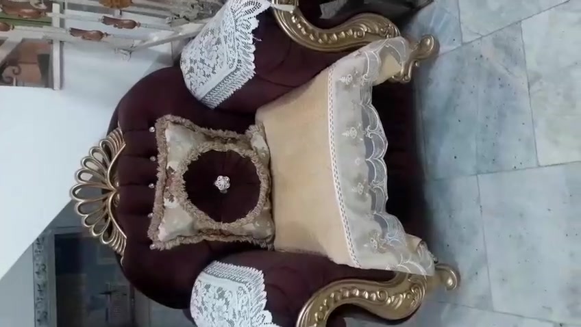كنب • بدون تفاصيل