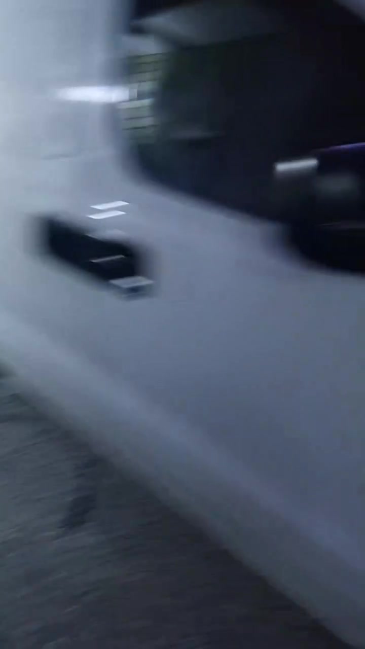 ستاركس فان • ٢٠١٥ • رقم اربيل