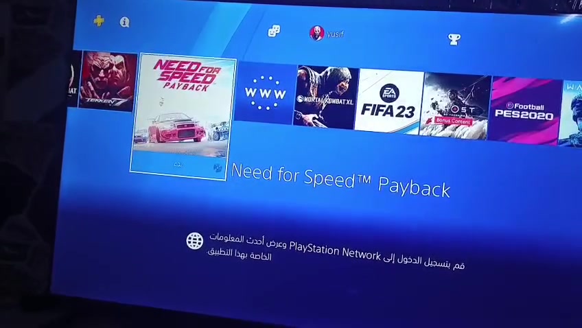 سلام عليكم
جهاز بلي 4 ابروو نضيف فول
ما مهكر 
وياه 5اقراص 
+جوستكات 2
+حماله مال جهاز وتبريد 
العنوان بغداد طالبيه
السعر 250
الرقم ***********
