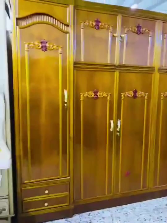 🔥 غرفة صاج ضخمة وحلوة للبيع 🔥
📌 صاج داخل وخارج 
📌 خشب 
✨ النظافة: 90%
💰 السعر: 750 ألف
للحجز والاستفسار الاتصال على وات ساب ***********
التوصيل مجاني داخل بغداد والمحافظات بكروه 

@
