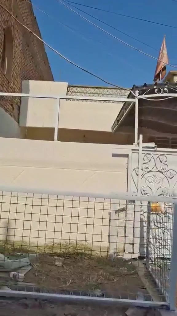 يالله مشتمل 125 للبيع
واجه 6وربع نزال 20
حي-الجهاد 
مربع الامانه 
قريب شارع العام 
الفاصل بين المخابرات 
والامانه
موقع البيت كلش حلو 
التفاصيل 
كراج واسع وحديقه 
استقبال وغرفه نوم 
ومطبخ وخدماته 
البيت طابق واحد
للاستفسار 
فقط واتساب 
***********
