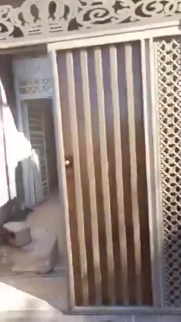 السلام عليكم 
بيت لبيع موقع بداية الوسط حي طارق 
رقم الهاتف ***********
