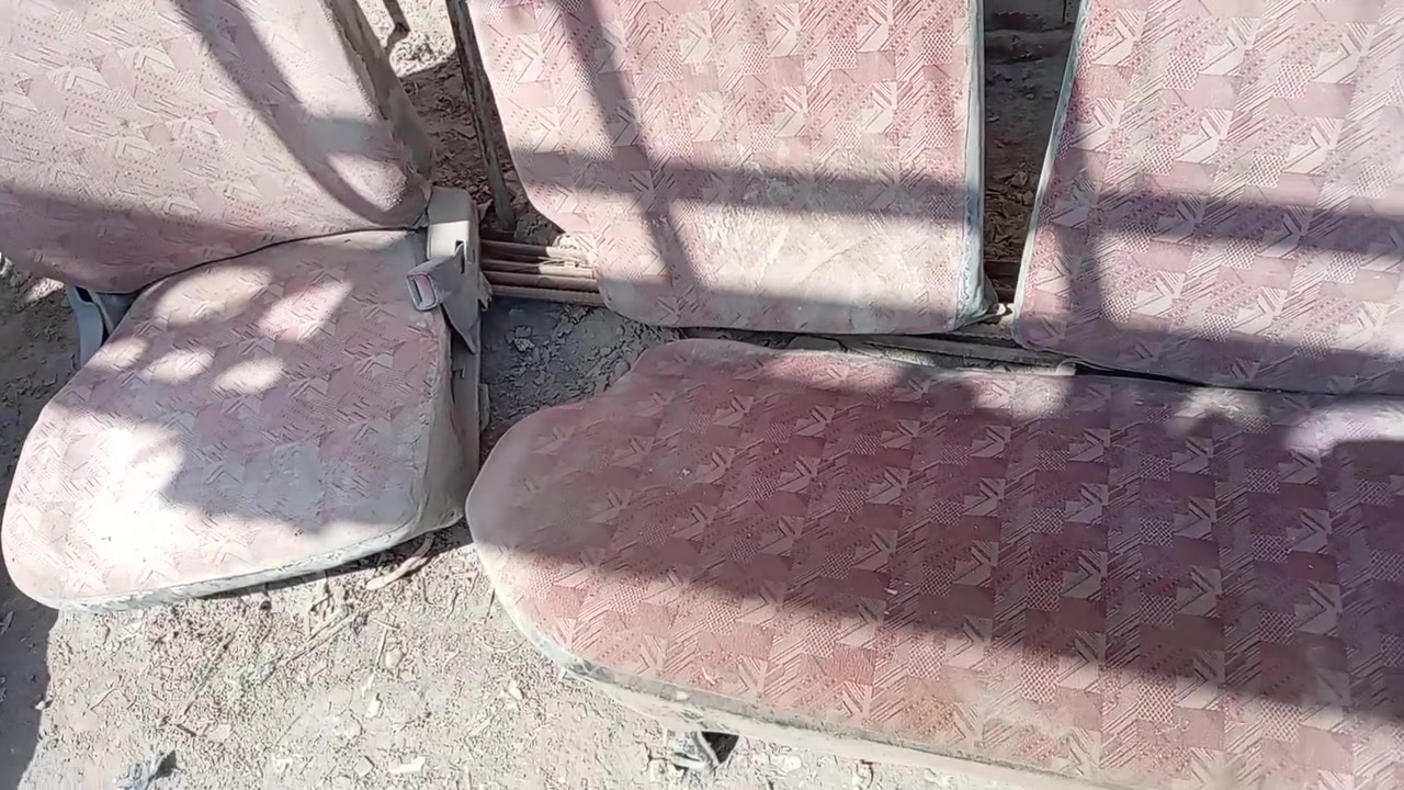 غراض كورلا للبيع1991
مع ديلكو عدد 2

بنيد  لون ابيض

***********
*********** الانبار الفلوجه
