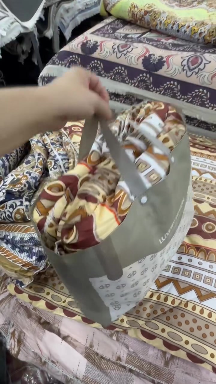 الـسـعـر 10 ألف 💣 🔥

ملحف صيفي نفرين قطني بارد بدون وجه مخاد 

السعر 👈 10الاف فقط 👉

😍القياسات 240/220
للحجز و الأستفسار مراسلة الصفحة أو واتس اب على الرقم ‪‬
***********
يوجد خدمة توصيل داخل بغداد و لجميع المحافظات
