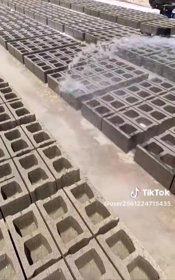 بلوك الشمال درجه اولى بسعر مناسب  للحجز هاتف ***********
