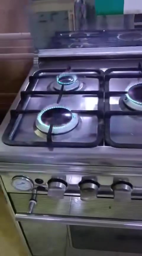 طباخ ايطالي • شغال • بصره زبير