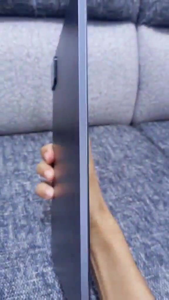 مواصفات شاومي باد 6 (Xiaomi Pad 6) – نسخة 8GB RAM / 256GB:
الشاشة: 11 إنش LCD
الدقة: 2880 × 1800 (2.8K)
معدل التحديث: 144Hz
المعالج: Snapdragon 870
كرت الرسوميات: Adreno 650
الرام: 8 جيجابايت LPDDR5
التخزين: 256 جيجابايت UFS 3.1
الكاميرا الخلفية: 13 ميجابكسل (تصوير 4K)
الكاميرا الأمامية: 8 ميجابكسل
البطارية: 8840mAh
الشحن: سريع 33 واط
الصوت: 4 سماعات ستيريو مع Dolby Atmos
الاتصال: Wi-Fi 6، Bluetooth 5.2، USB-C 3.2