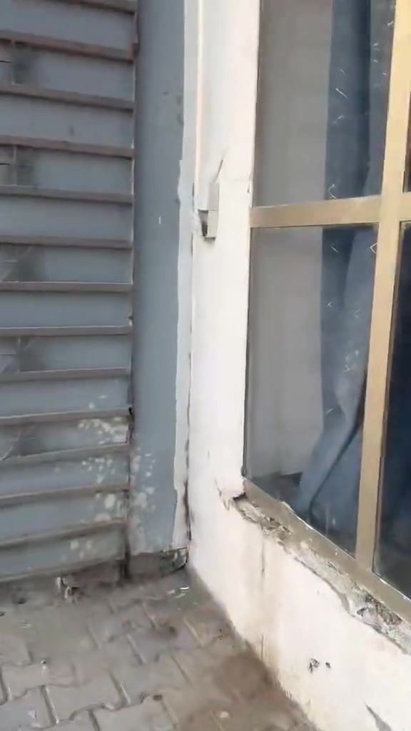 🏪 محل للإيجار – موقع مميز جداً 🔥

📍 حي نزال – قرب المستوصف

⭐ موقع حيوي ومميز:
🏫 على 4 مدارس
🏥 وبصفّة المستوصف
📍 حركة وموقع مناسب لمختلف المشاريع

✨ المحل جاهز ومتوفر بي كلشي، فقط افتح مشروعك واشتغل.

💰 سعر الإيجار: 175 ألف فقط

📞 اتصال: ***********
📱 كورك / واتساب: ***********

🔥 موقع يستاهل… والفرصة ما تتكرر!
