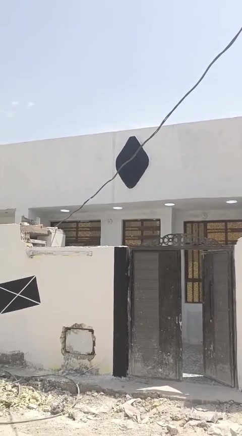دار البيع مساحه 100 

بناء جديد وجاهز تسليم مفاتيح 

سند 25 قرار للمحكمة 

خدمات موجود 

العنوان حي دجله قرب حي نصر 

بناء طابوق جمهوري سكف صب مسلح رضيه رفت 

سعر 46

***********
