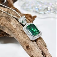 Gesien Jewelry European And American Fashion Elegant Classy Leopard Head Pendant Luxury Exquisite Classy Emerald Jewelry — view 4