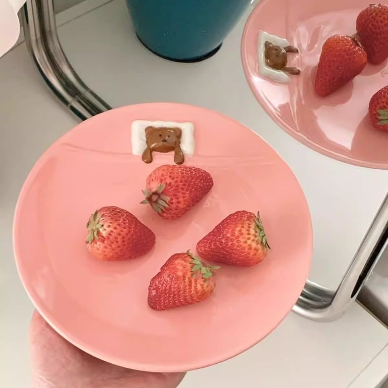 Durable ceramic dinnerware built to last through years of use