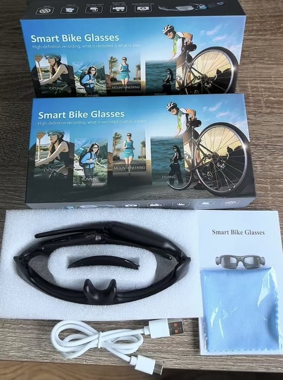 Smart glasses connect to phone for instant video transmission during workout