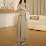 Elegant Two-Piece Women's Set: Crop Top & Wide-Leg Skirt-Trousers — view 13