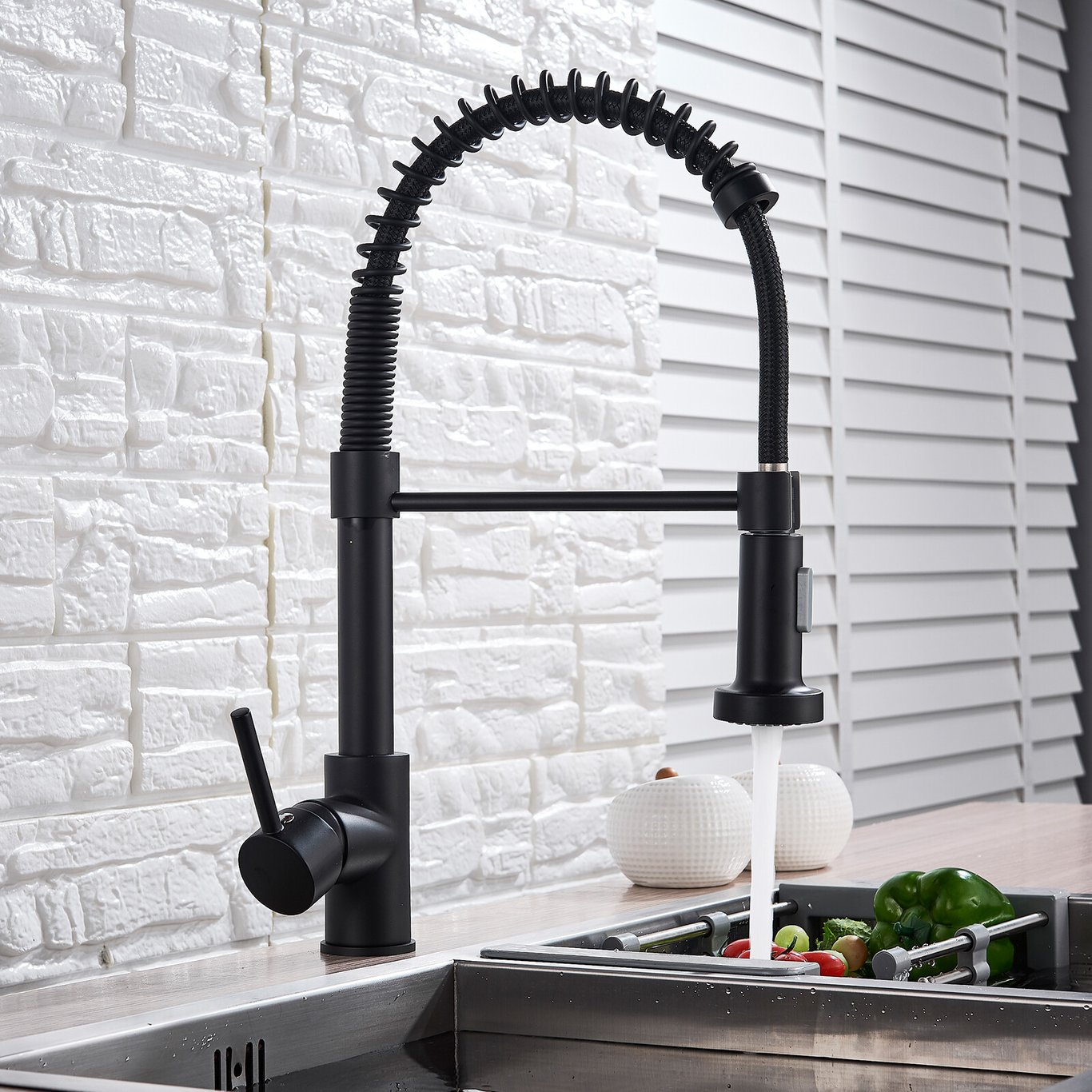 Matt Black Monobloc Kitchen Sink Mixer Tap | Pull-Out Hose Spray
