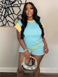 Loose-Fitting Two-Piece Set with Short Sleeves | Vibrant Casual Outfit — view 16