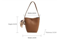 Large-Capacity Pebbled Leather Tote Bucket Bag for Women | Spring — view 15