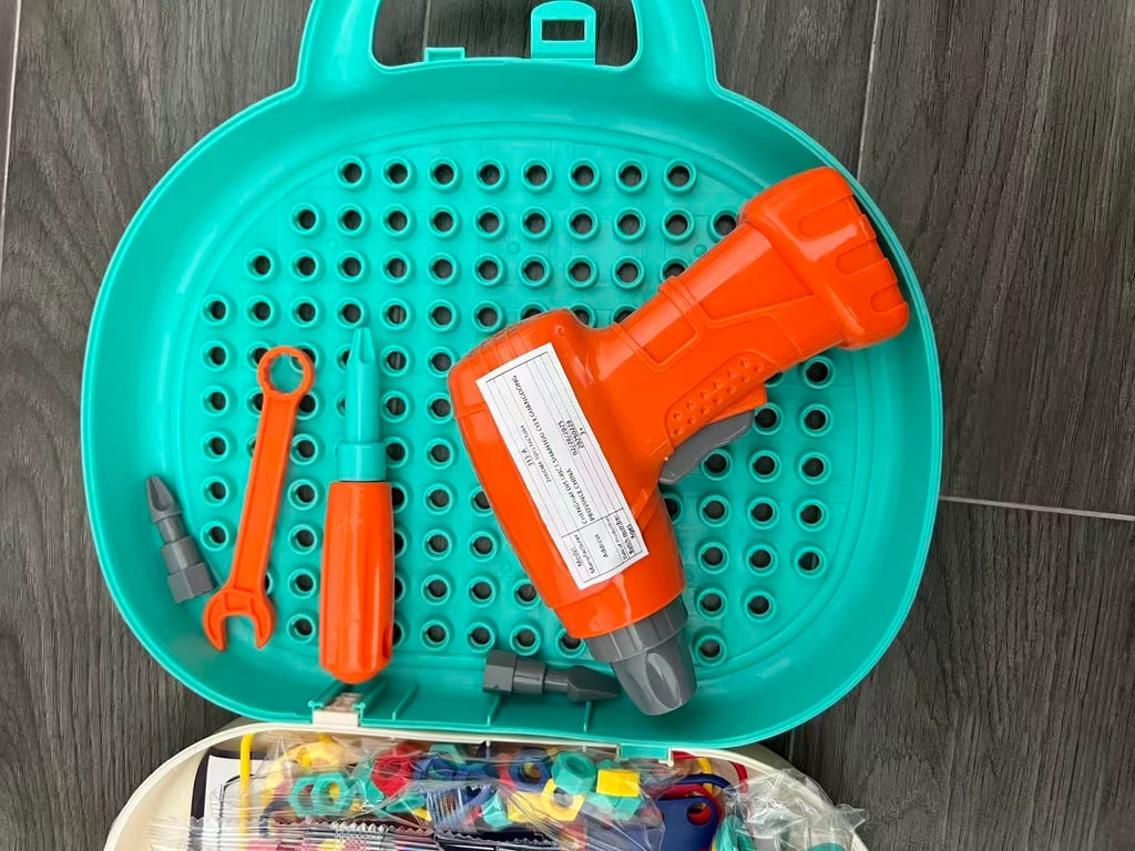 Multifunctional repair tools ready for household emergencies