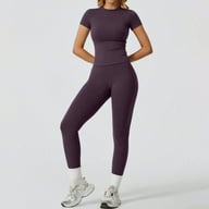 Quick-Drying Yoga Outfit Set | Tight-Fitting Short-Sleeve Top & Long Leggings — view 3