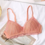 Wireless push-up bra front and back view, natural lift