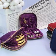 Velvet Bracelet Storage Jewelry Bag — view 16