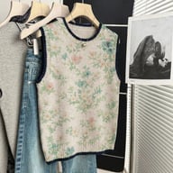 Women's Floral Knitted Vest | Loose-Fitting Sleeveless Sweater — view 4
