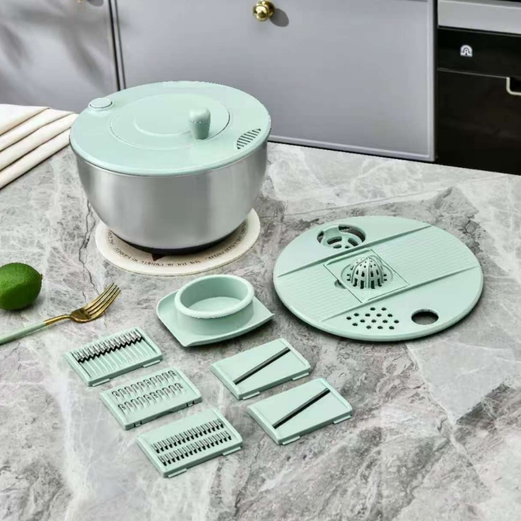 Multifunctional Vegetable Salad Spinner and Slicer | Canadian Kitchen