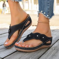 Fashionable Floral Slip-On Wedge Outdoor Sandals For Women — view 4