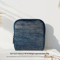 Navy velvet cosmetic pouch with dimensions 12.5x12.5x3cm and weight specifications