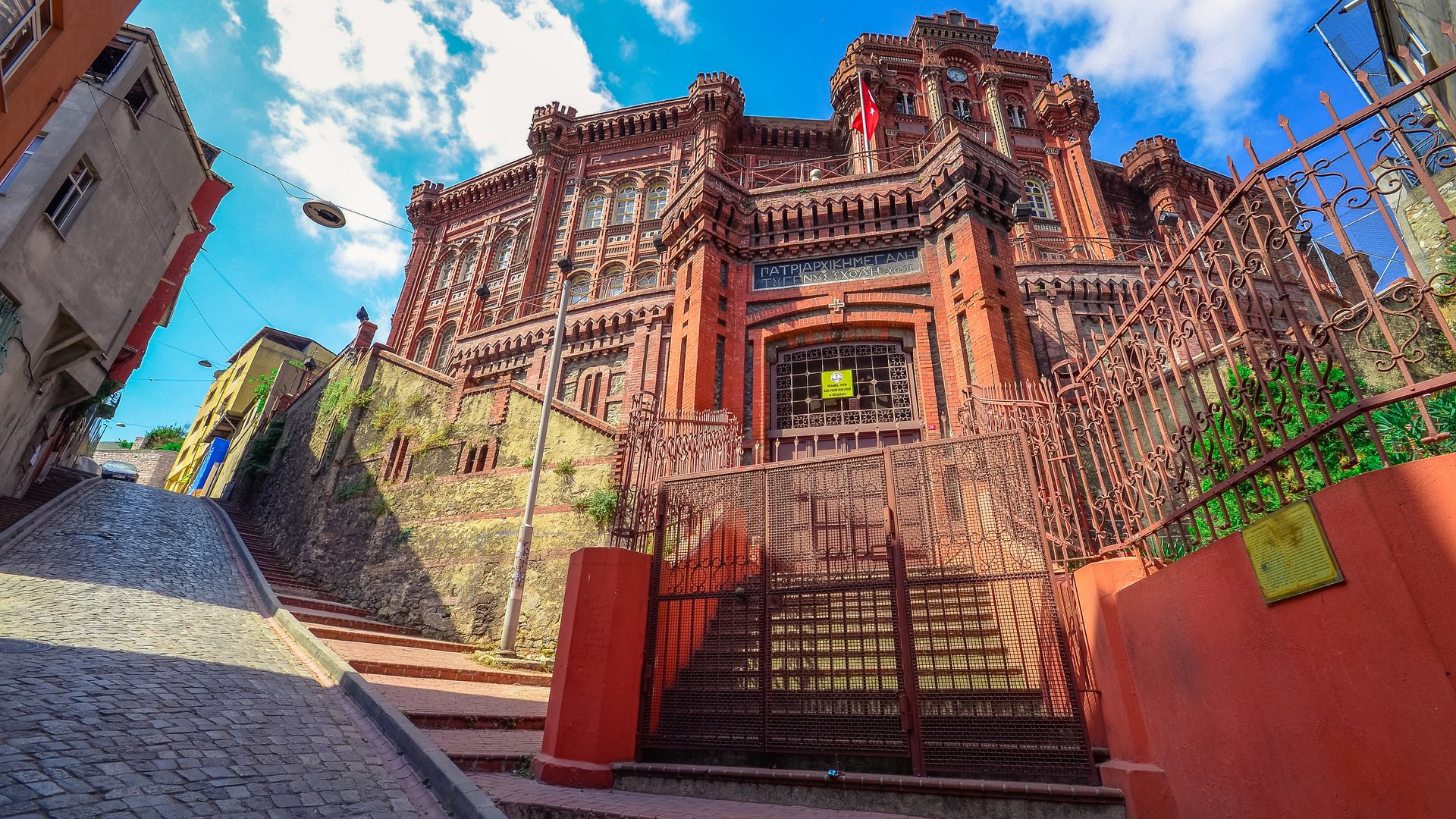 Free Balat & Fener Tour Istanbul2