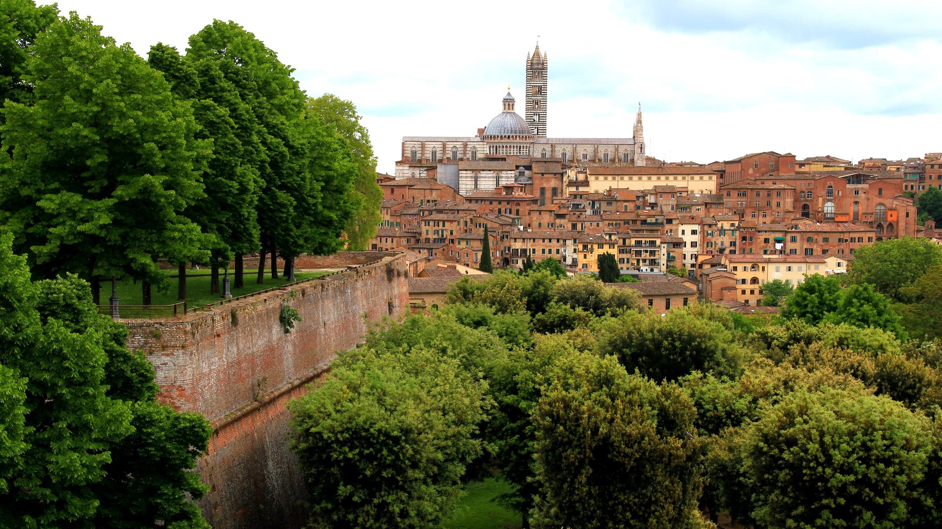 Free Self-Guided Tour Siena5