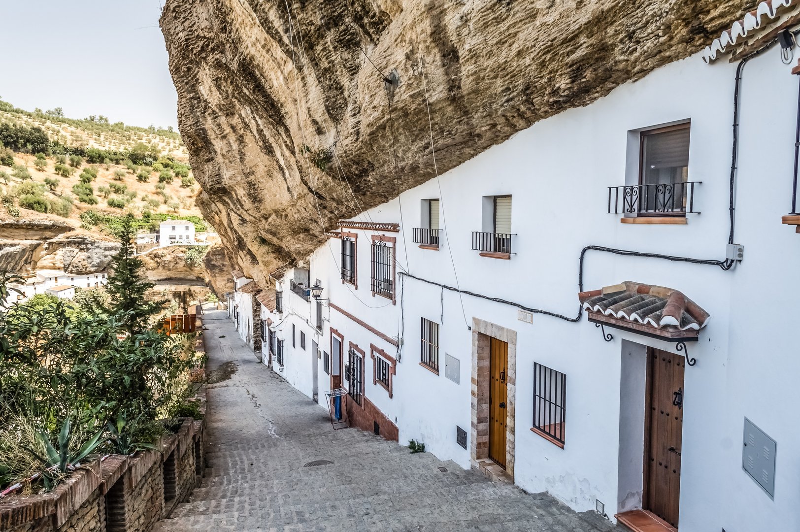 Essential Free Tour Setenil de las Bodegas4