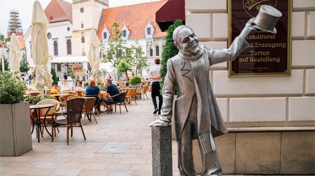 Essential Free Tour Bratislava5