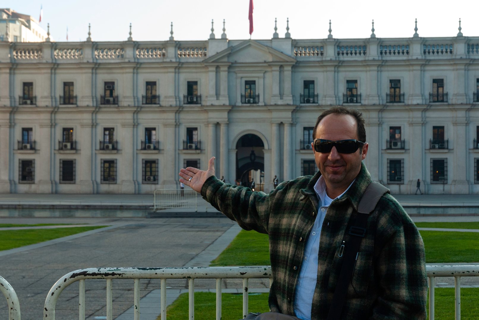Free Changing of the Guard Tour Santiago4