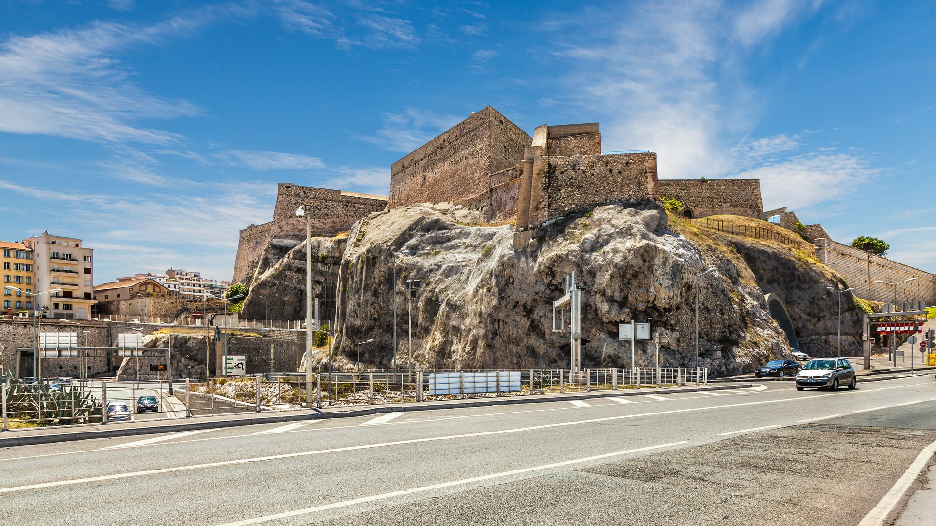 Free Old Port Tour Marseille5