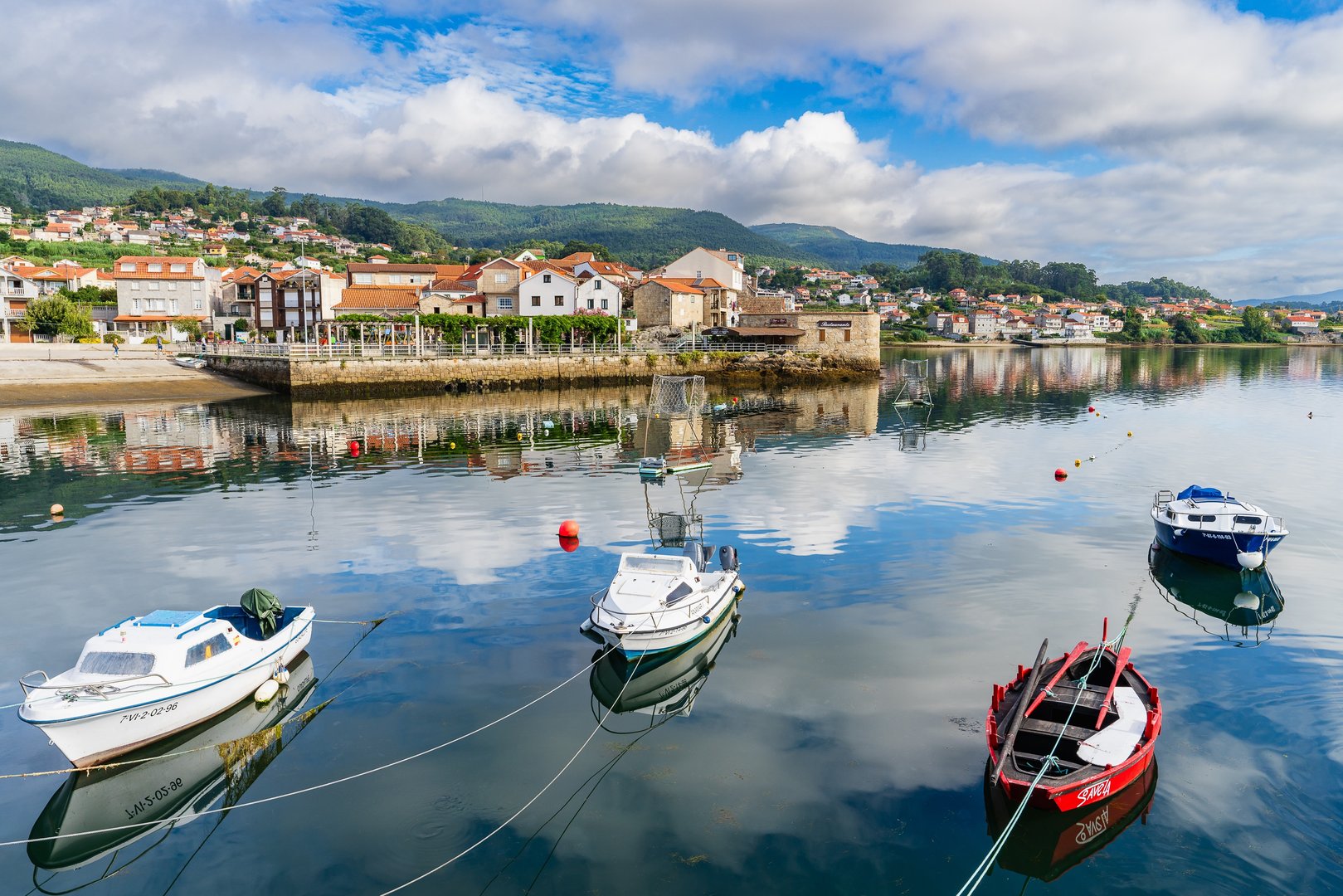 Essential Free Tour Combarro3