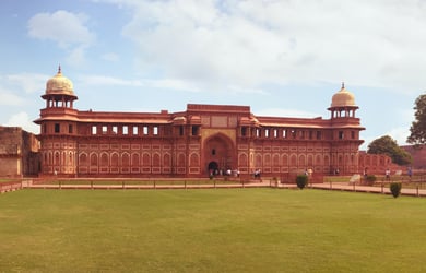 Essential Free Tour Agra Banner