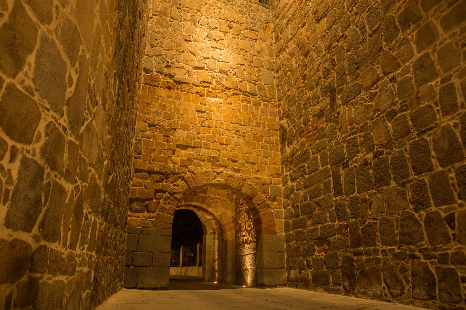 Free Mysteries & Legends Tour Avila4