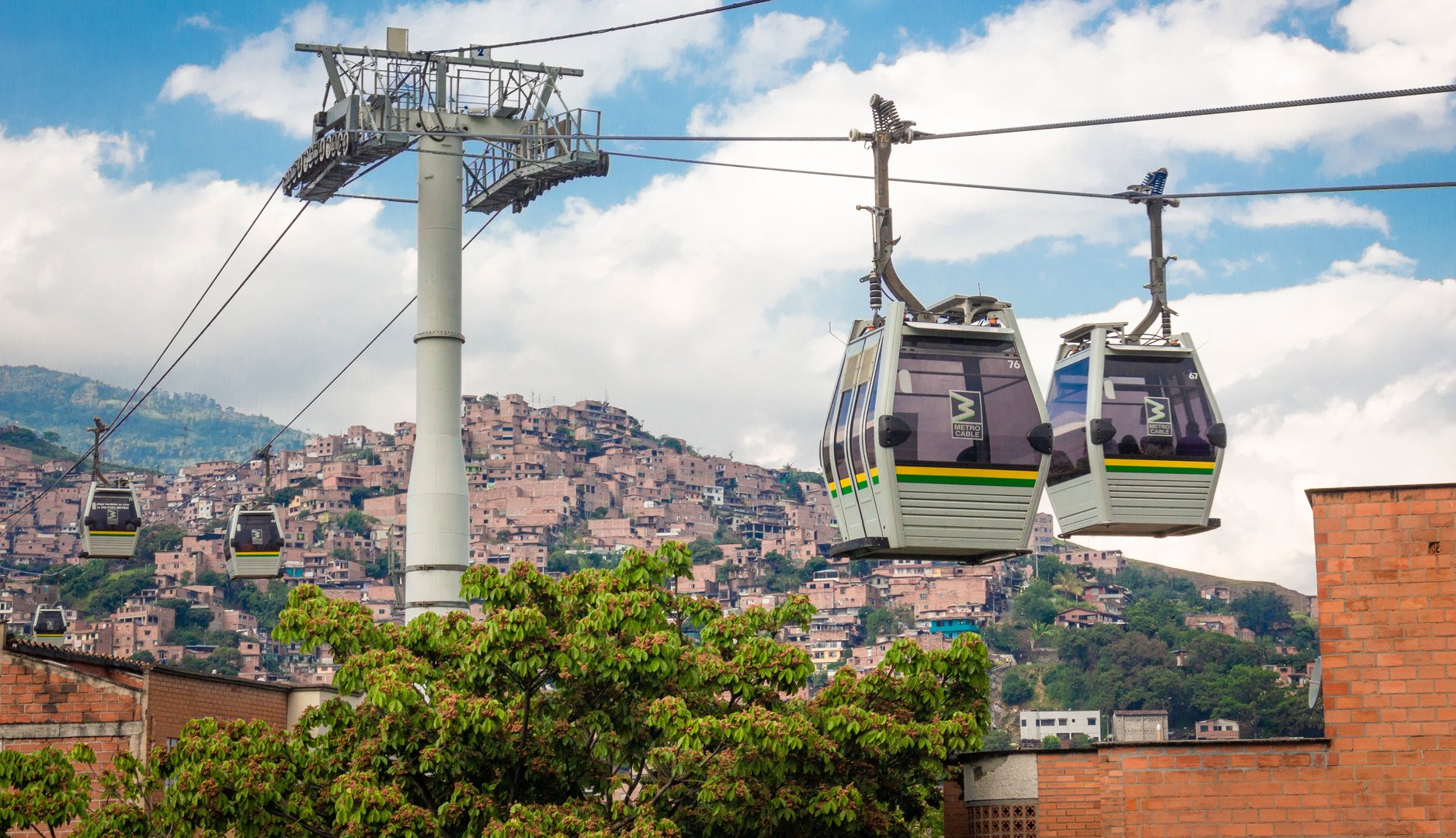 Free Miraflores Tour Medellin5