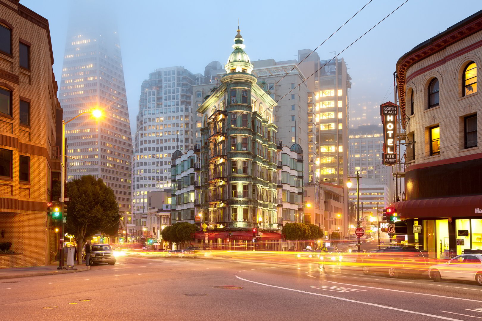 Free Tour Chinatown & Little Italy by Night San Francisco4