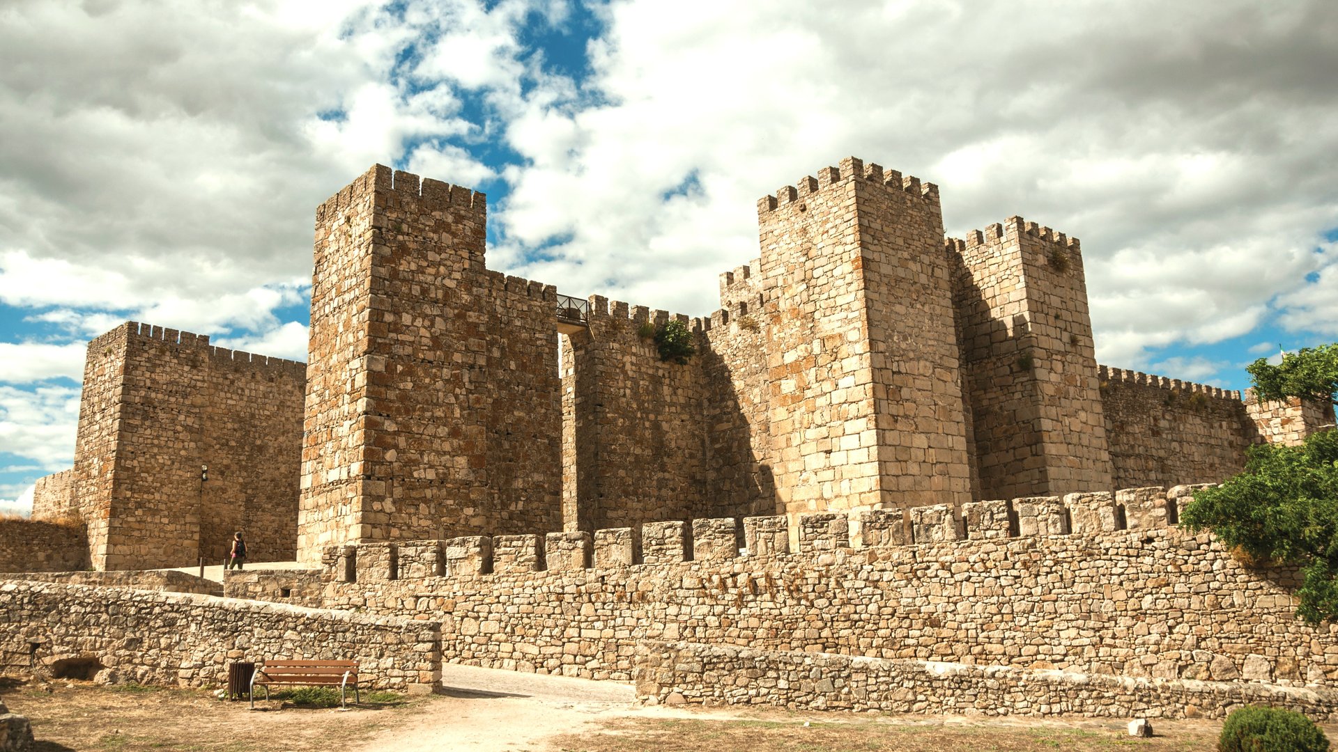 Free Three Cultures Tour Trujillo4