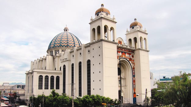 Essential Free Tour San Salvador3