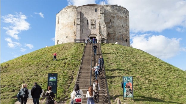 Essential Free Tour York2