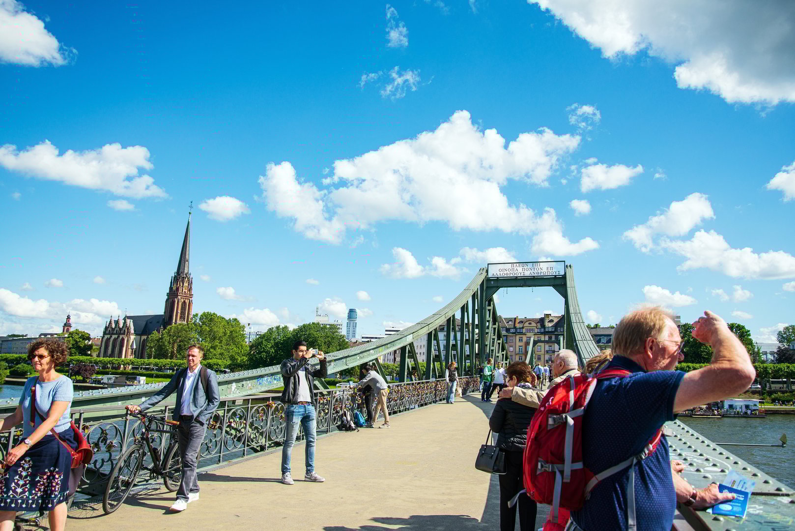 Free Sachsenhausen Tour Frankfurt5