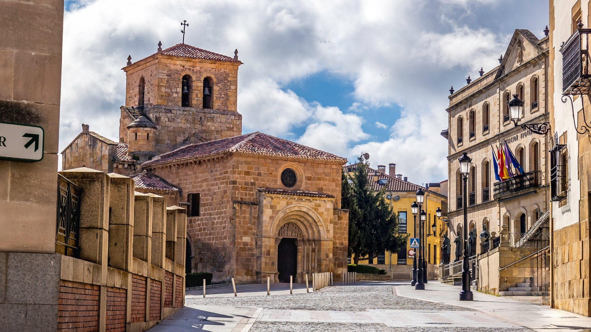 Essential Free Tour Soria2